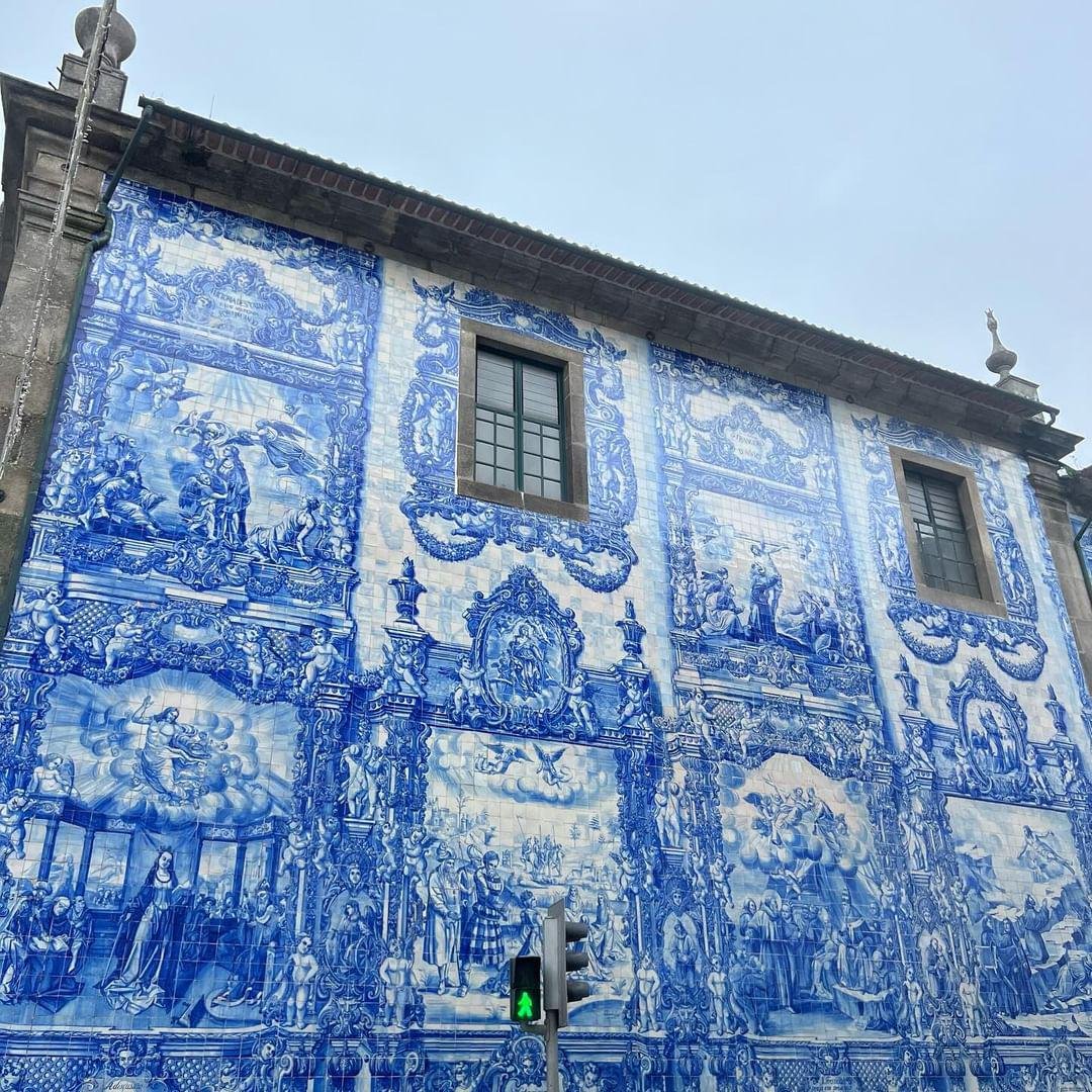 Beautiful tile from Capela das Almas in Porto