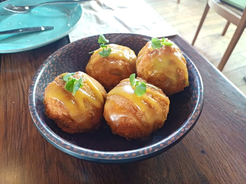 croquetas from capela Incomum