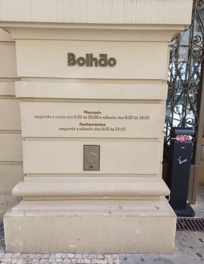 opening times from mercado do Bolhão